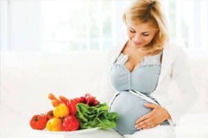 pregnant women and vegetables
