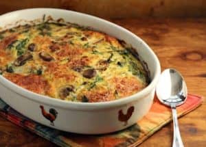 Spinach-Casserole-with-Bacon-and-Mushrooms recipe