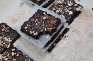 Raw Vegan Brownies - layers